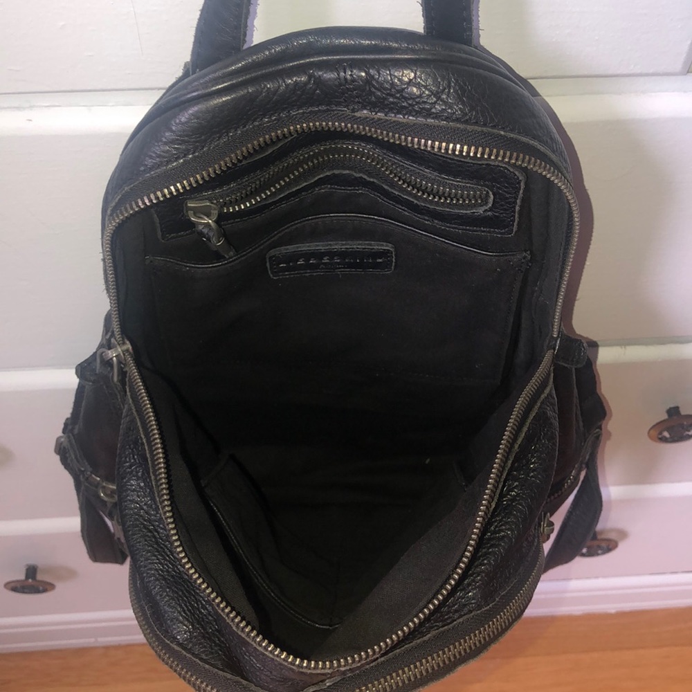 Leather Backpack - Picture 3 of 4